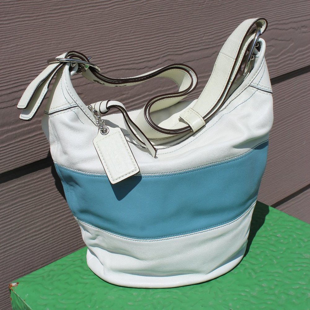 *SOLD*Coach bucket bag